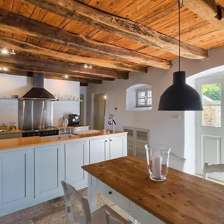 Holiday home Castagno